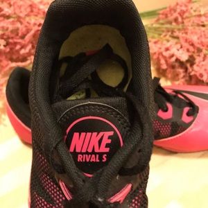 NIKE TRACK CLEATS HOT PINK